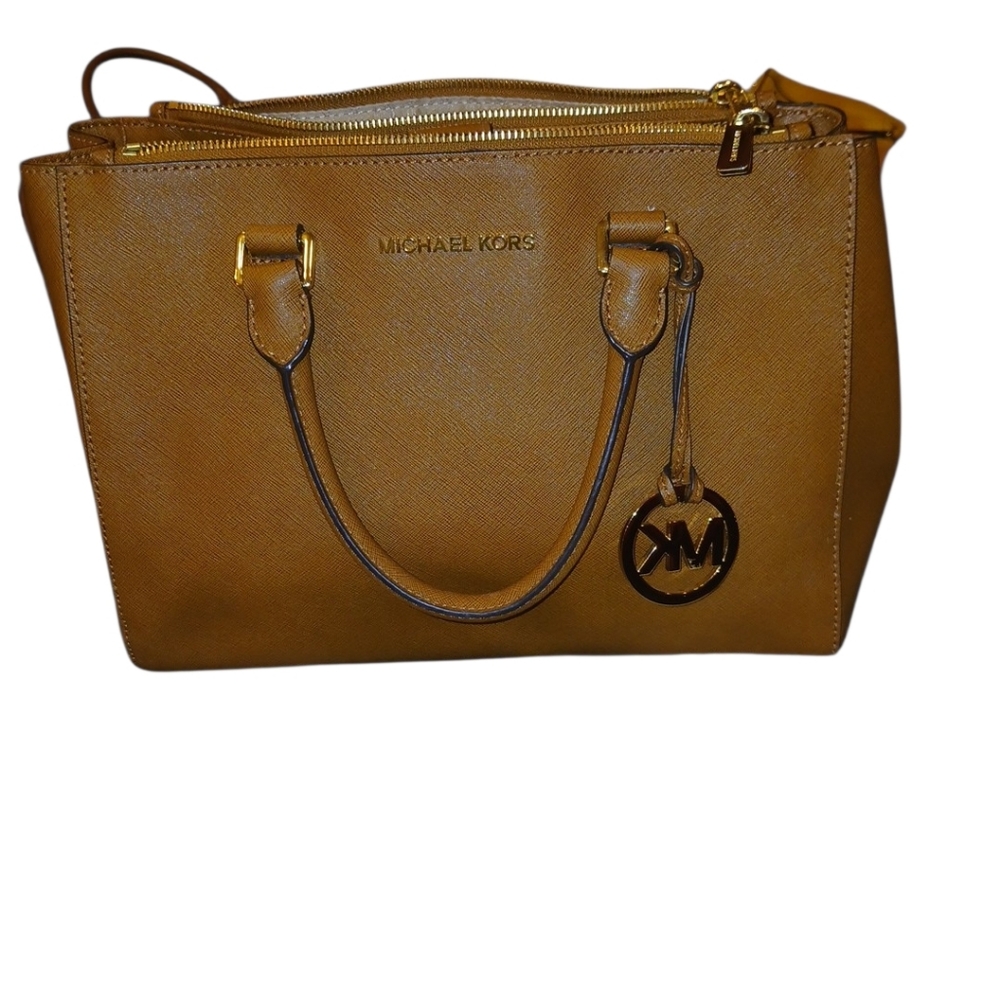 Michael Kors Sutton Med Satchel